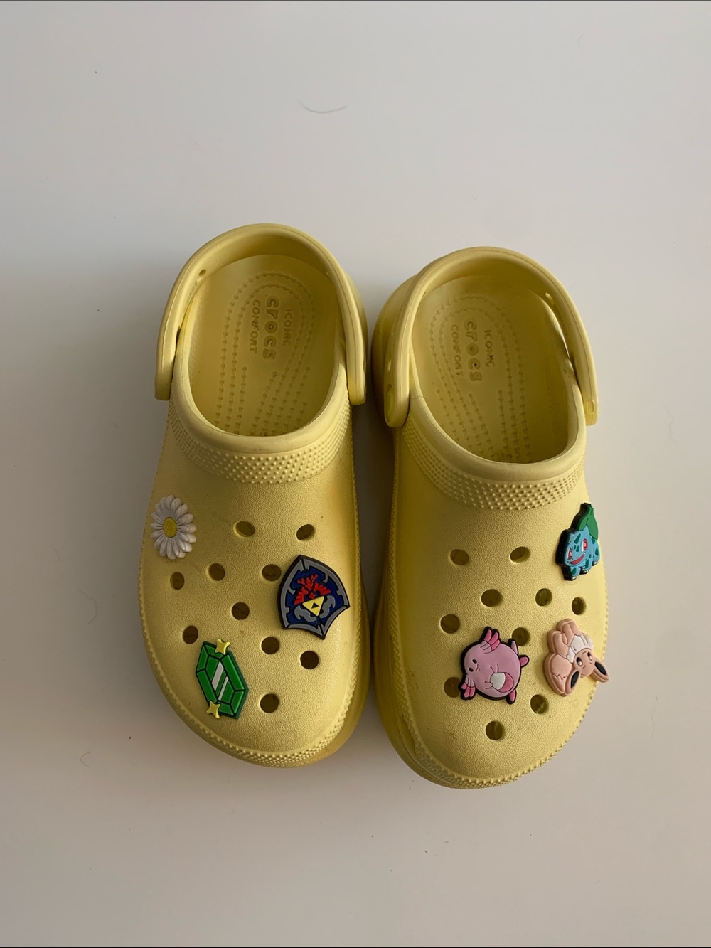 Nintendo crocs